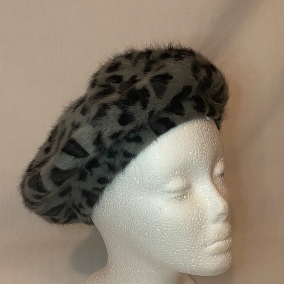 Parkhurst Accessories - Parkhurst Gray and Black Animal Print Beret